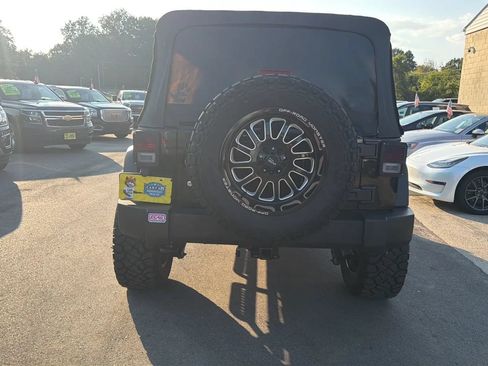 Used 2016 Jeep Wrangler Unlimited Sport w/ Quick Order Package 24S AWD/4WD image 4