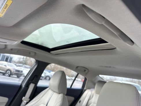 New 2026 Nissan Sentra SL w/ Floor Mat Package FWD image 21