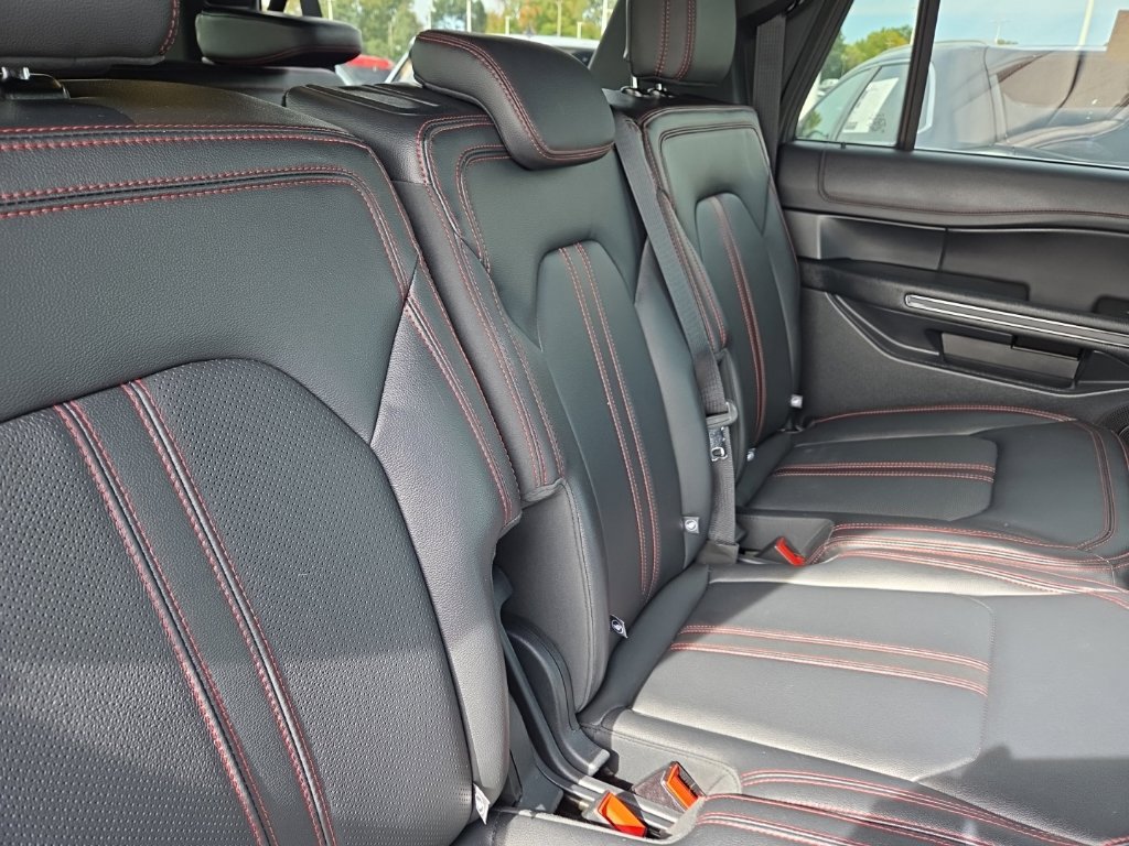 Certified 2024 Ford Expedition Max Limited AWD/4WD image 7