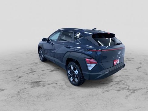 Used 2025 Hyundai Kona SEL image 8