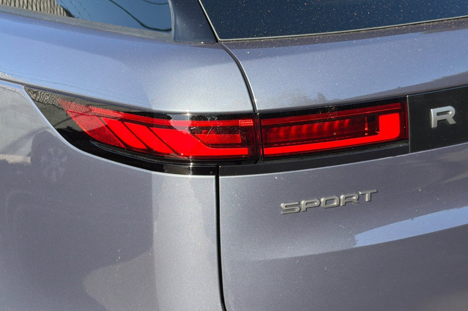 New 2027 Land Rover Range Rover Sport SE AWD/4WD image 12