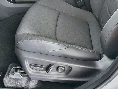New 2026 Toyota C-HR AWD/4WD image 23