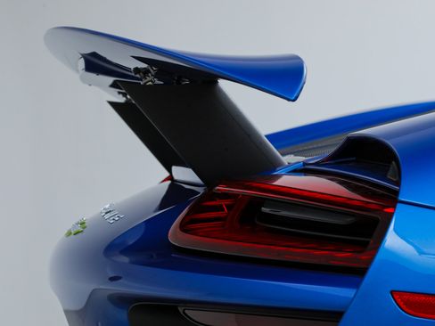 Used 2015 Porsche 918 Spyder AWD/4WD image 19