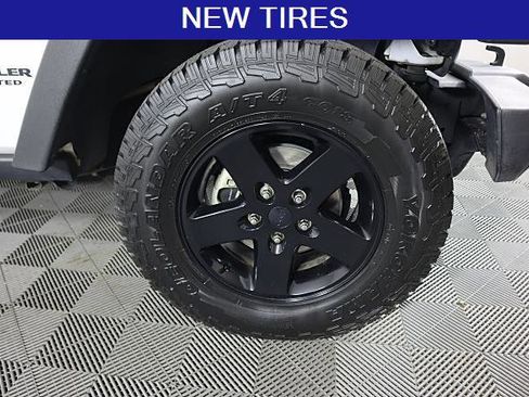 Used 2017 Jeep Wrangler Unlimited Sport image 14