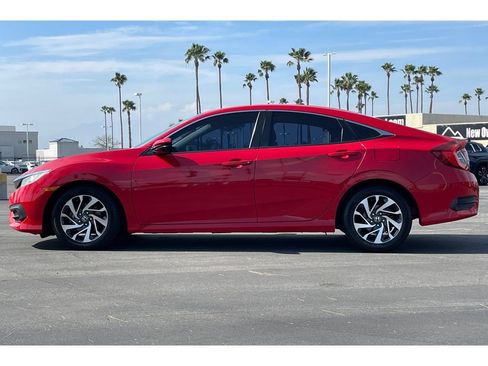 Used 2016 Honda Civic EX image 3