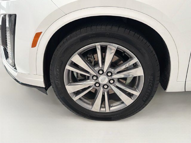 Certified 2024 Cadillac XT6 Premium Luxury w/ LPO, Floor Liner Package AWD/4WD image 28