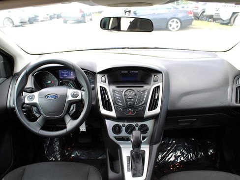 Used 2013 Ford Focus SE image 11
