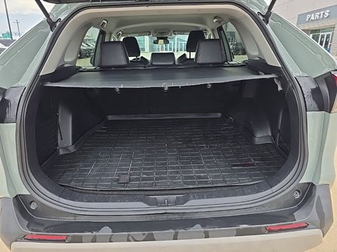 Used 2020 Toyota RAV4 Adventure image 9