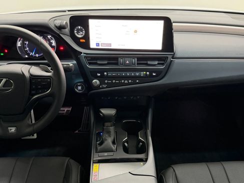 Used 2024 Lexus ES 350 F Sport w/ Accessory Package (Z1) FWD image 32