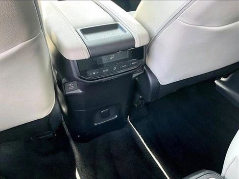 Used 2025 Toyota Grand Highlander FWD image 21