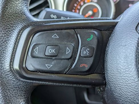 Used 2018 Jeep Wrangler Unlimited Sport image 23