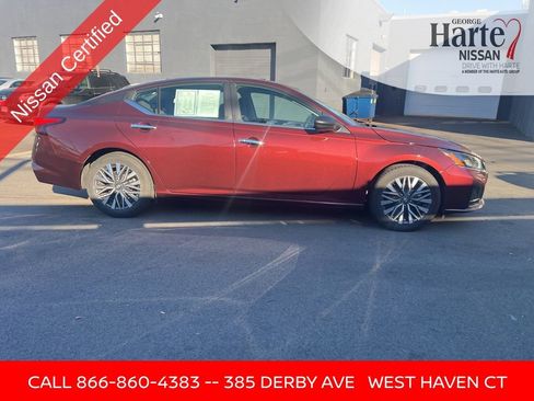 Certified 2024 Nissan Altima 2.5 SV image 6