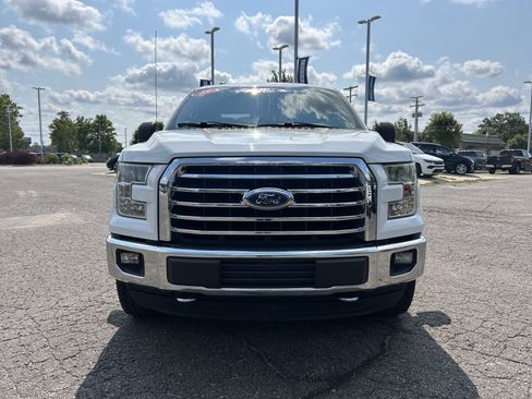 Used 2015 Ford F150 XLT w/ Equipment Group 302A Luxury AWD/4WD image 8