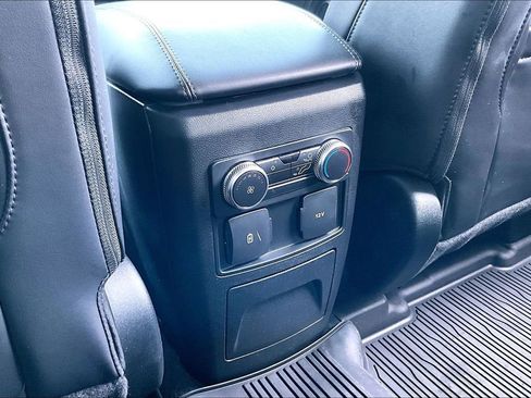 Certified 2022 Ford Explorer XLT w/ Equipment Group 202A image 34