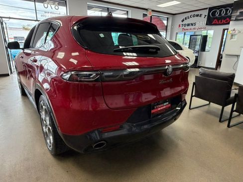 Used 2024 Alfa Romeo Tonale Veloce AWD/4WD image 13