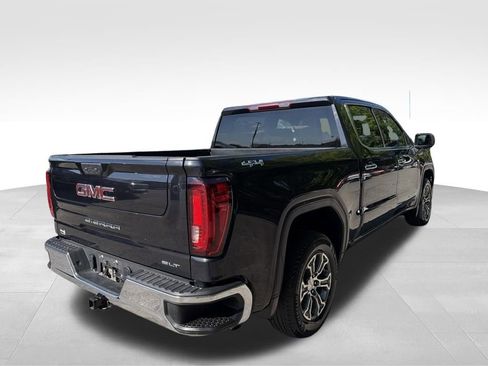 Used 2025 GMC Sierra 1500 SLT AWD/4WD image 5