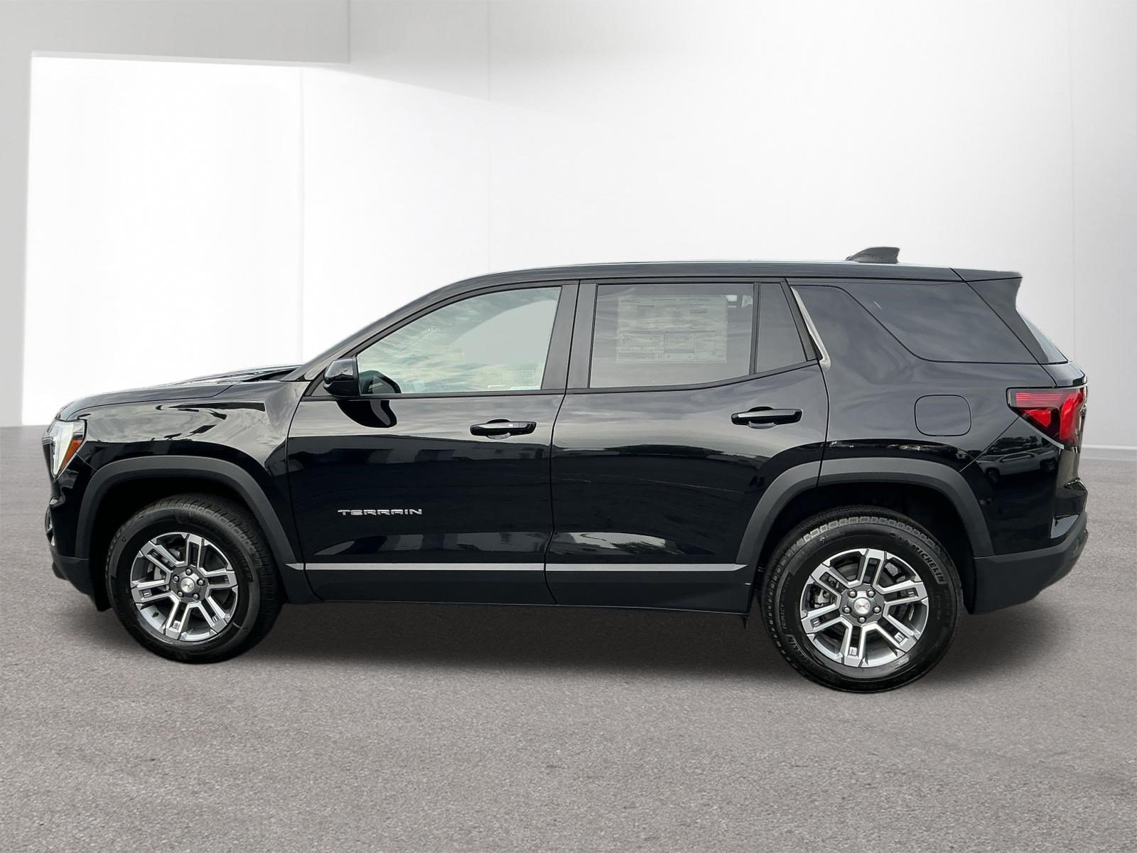 New 2026 GMC Terrain Elevation w/ LPO, Floor Liner Package AWD/4WD image 6