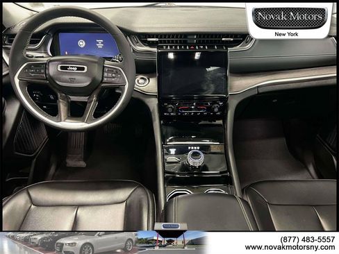 Used 2023 Jeep Grand Cherokee L Limited image 15