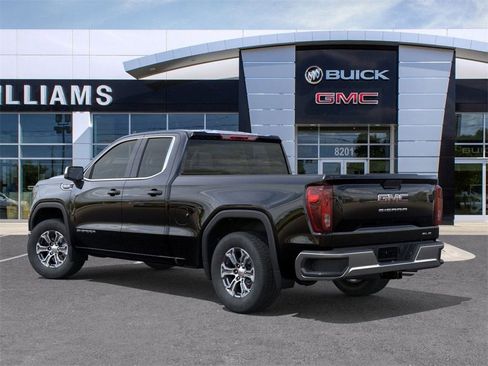 New 2026 GMC Sierra 1500 SLE w/ Max Trailering Package image 3