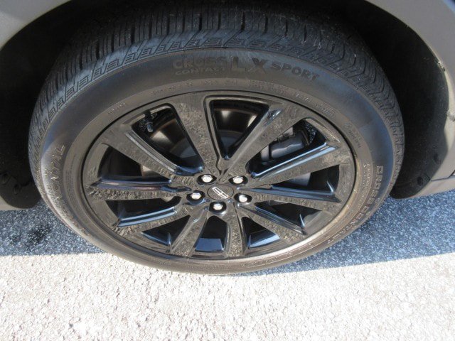 Used 2023 Lincoln Nautilus Reserve w/ Monochromatic Package AWD/4WD image 44