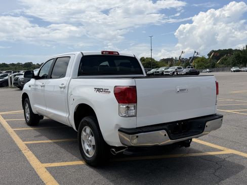 Used 2012 Toyota Tundra Limited w/ Memory Pkg AWD/4WD image 9