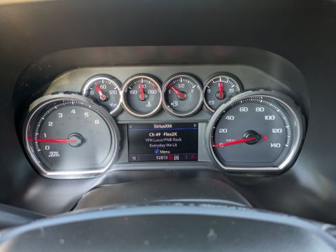 Used 2021 Chevrolet Tahoe Z71 image 32