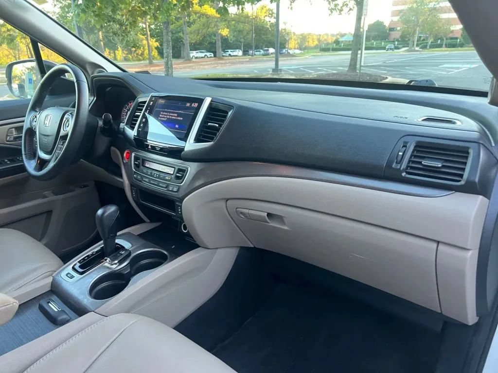 Used 2017 Honda Pilot EX-L image 17