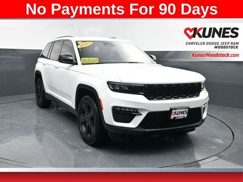 Used 2023 Jeep Grand Cherokee Limited AWD/4WD image 1