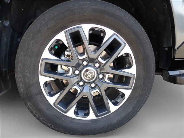 Certified 2024 Toyota Sequoia Limited AWD/4WD image 7