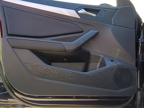 New 2025 Volkswagen Jetta Sport image 10