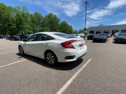 Used 2016 Honda Civic EX image 6
