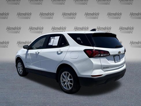 Used 2023 Chevrolet Equinox LS w/ LS Convenience Package AWD/4WD image 8