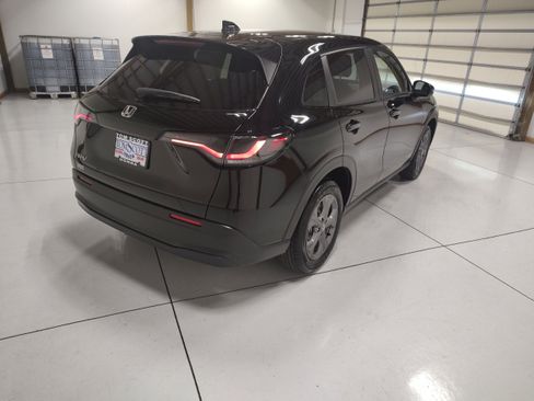 New 2027 Honda HR-V LX image 13