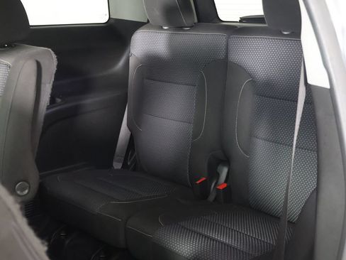 Used 2021 GMC Acadia SLE w/ LPO, Floor Liner Package FWD image 30