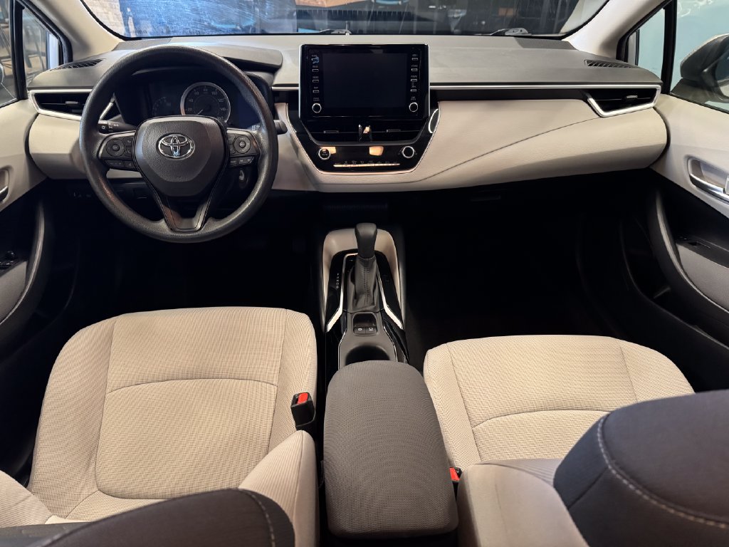Used 2020 Toyota Corolla LE FWD image 9