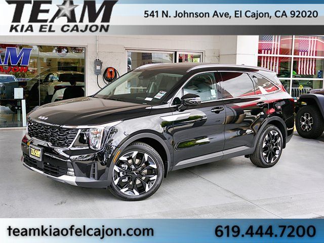 Certified 2026 Kia Sorento EX w/ EX Premium Package FWD image 1