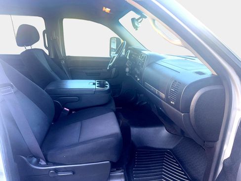 Used 2013 Chevrolet Silverado 1500 LT image 13