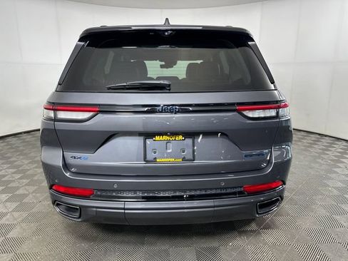 Used 2023 Jeep Grand Cherokee 30th Anniversary image 4