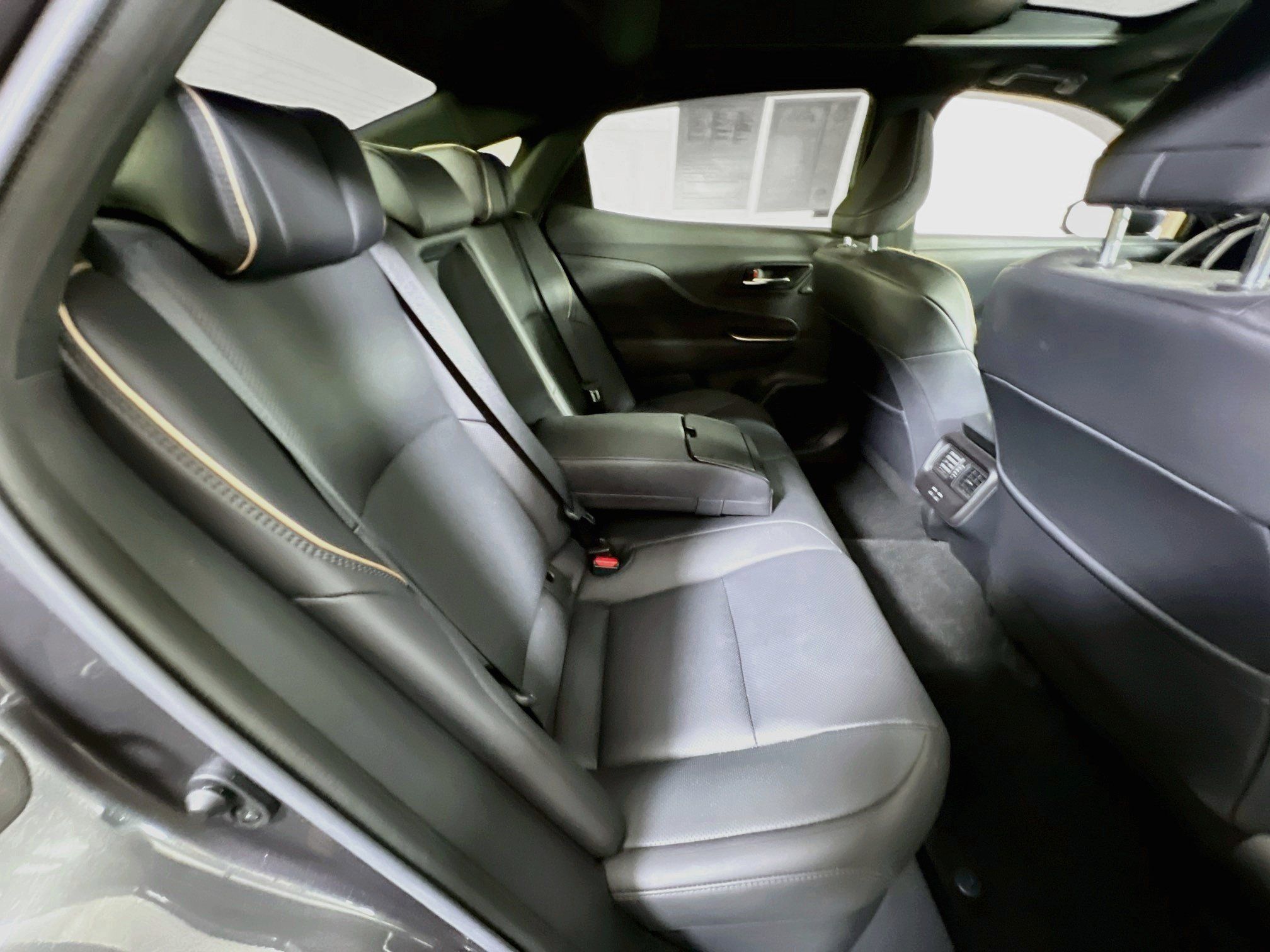 Used 2023 Toyota Crown AWD/4WD image 26
