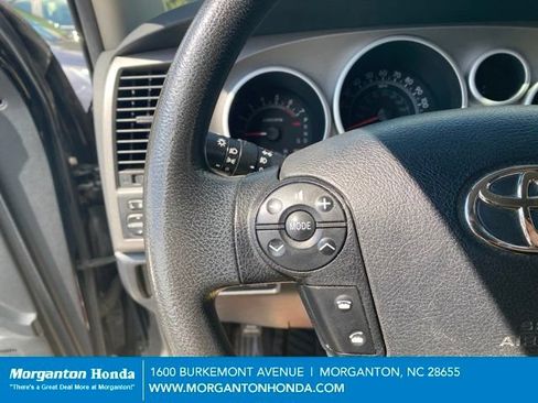 Used 2010 Toyota Tundra 2WD Double Cab w/ SR5 Pkg image 8