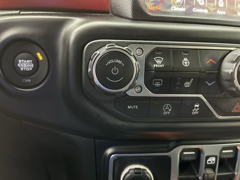 Used 2020 Jeep Wrangler Unlimited Rubicon image 18