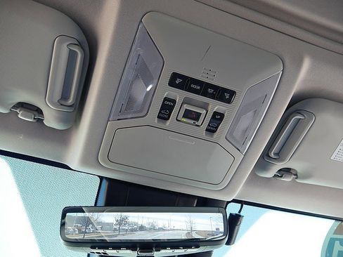 Used 2021 Toyota RAV4 XLE Premium image 42