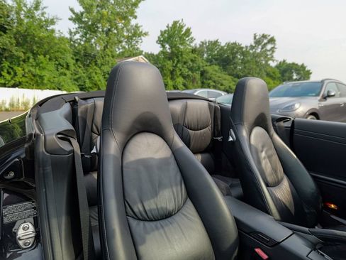 Used 2006 Porsche 911 Carrera RWD image 36