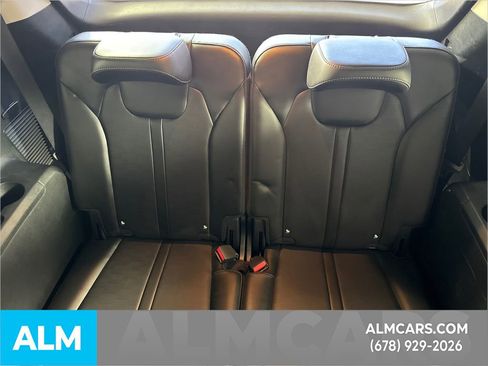 Used 2024 Kia Sorento S image 26