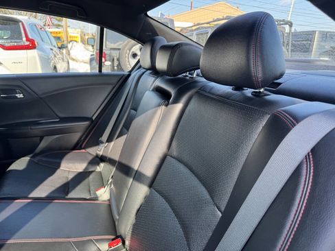 Used 2017 Honda Accord Sport Special Edition image 24