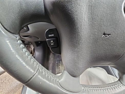 Used 2001 Oldsmobile Alero GL w/ Special Edition Pkg image 15