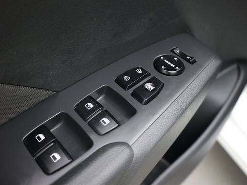 Used 2022 Hyundai Accent SEL FWD image 12
