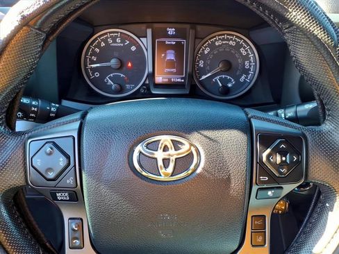 Used 2020 Toyota Tacoma TRD Sport image 20