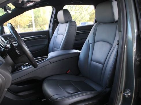 Used 2022 Buick Enclave Premium w/ LPO, Touring Package image 11