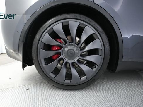 Used 2021 Tesla Model Y Performance image 19